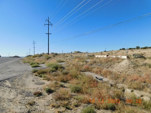 1851 N 1st St, Bloomfield, NM 87413